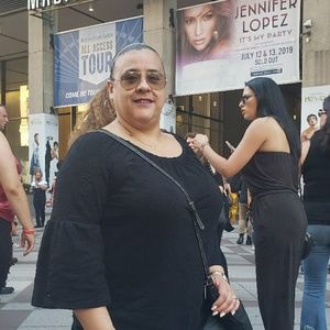 Meet your Posher, Evelyn